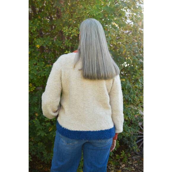 NEW FRNCH women's cyclamen cardigan in creme - Picture 3 of 3